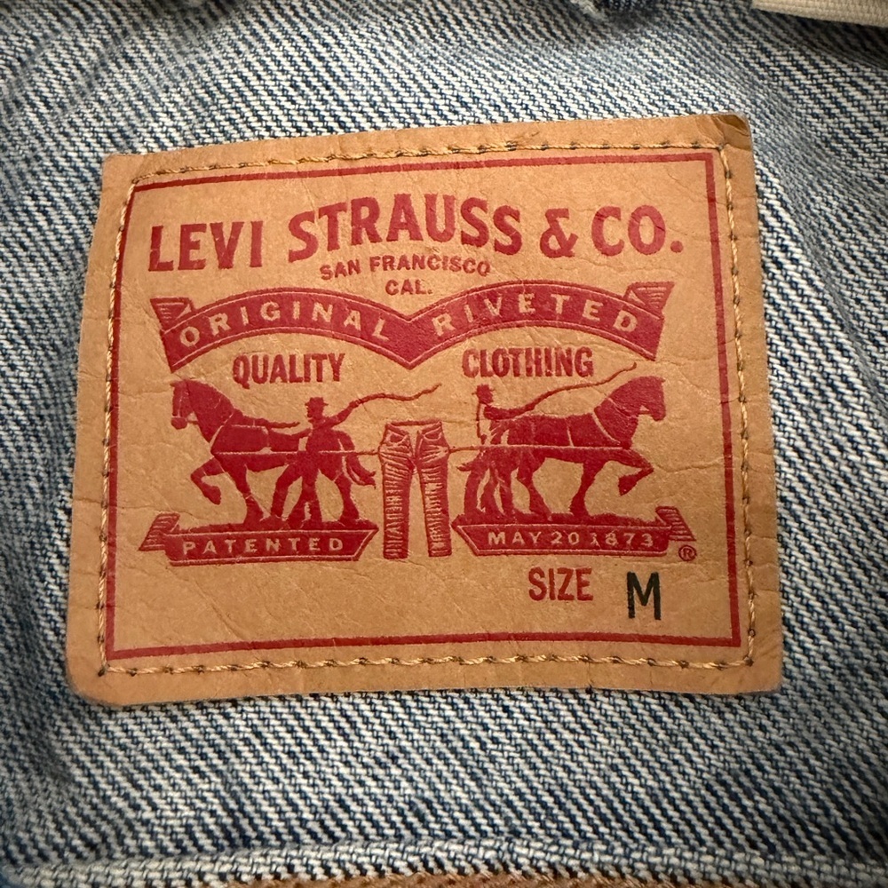 Levi's Vintage Blue Denim Jean red tag women’s classic Jacket/coat size medium - Picture 4 of 9